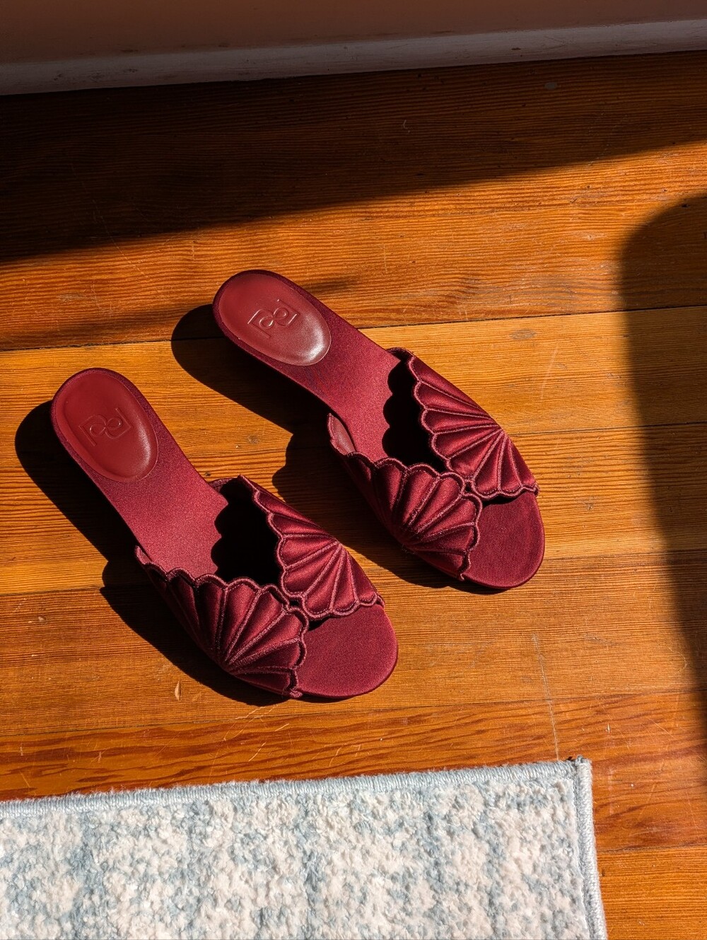 Reformation Burgundy Waldena Baby Wedge Size 9.5